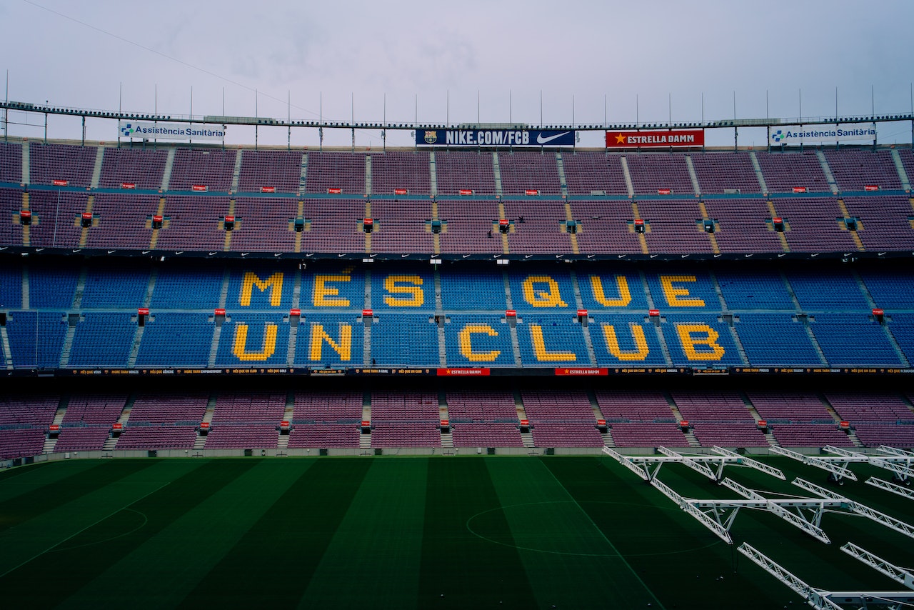 FC Barcelona kontra Real Madryt: Wieczna Rywalizacja Dwóch Hiszpańskich Gigantów